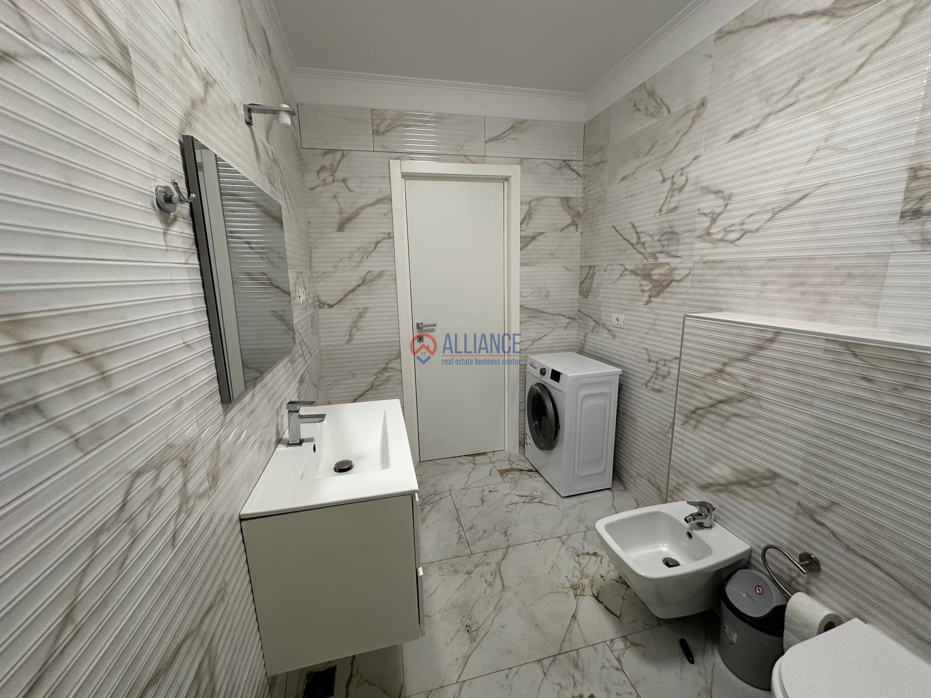 🌊 Studio de închiriat – Mamaia, zona Butoaie | Vedere la mare și lac! 🌅 - foto 7