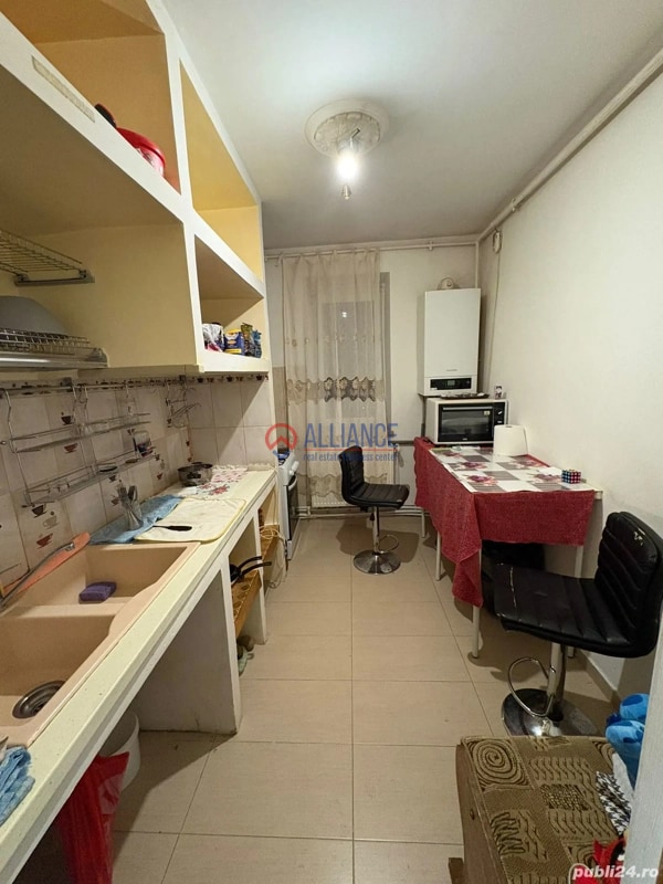 Inchiriez apartament 2 camere - foto 9