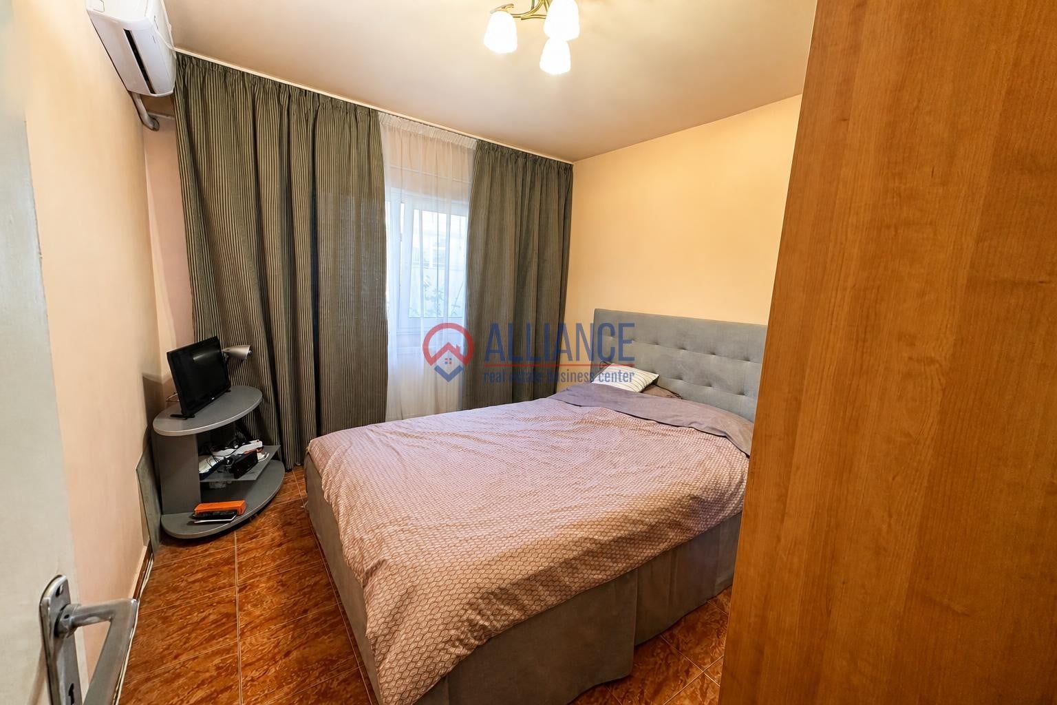 Apartament de vânzare, 3 cam, zona casa de cultură, 75mp - foto 6