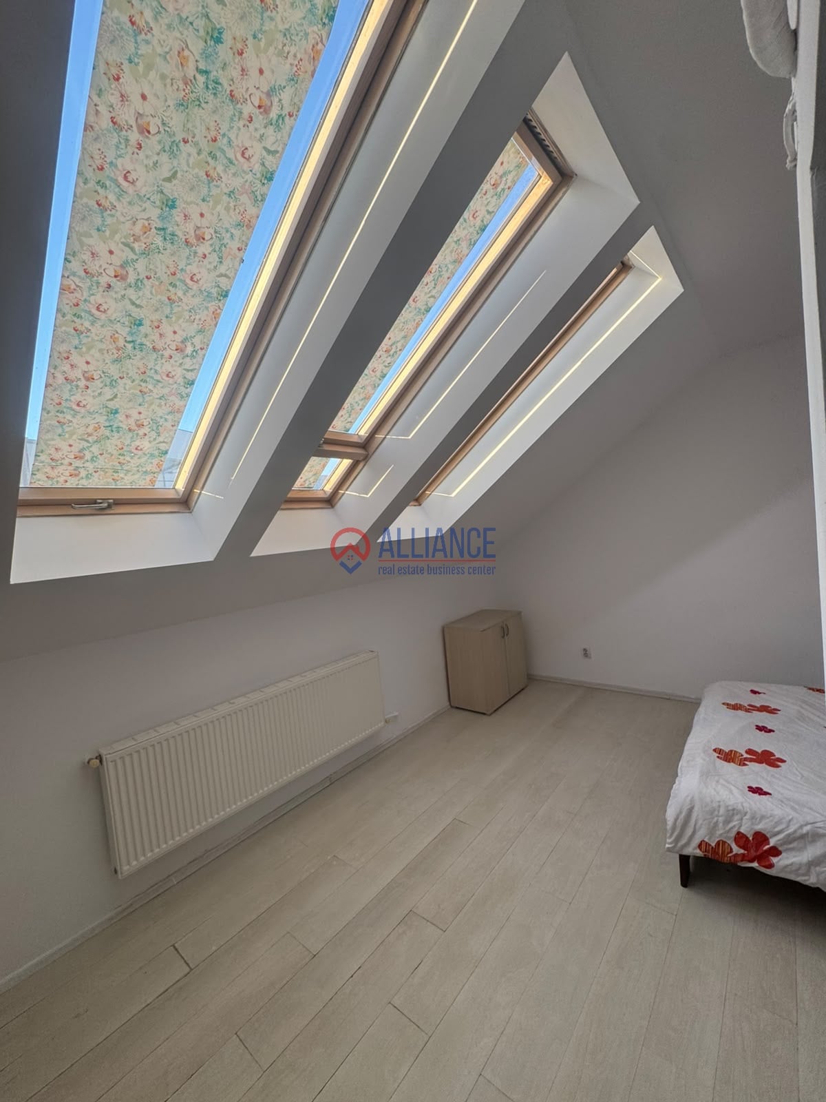 Închiriez Ap tip duplex, 120mp, tonus nord, 600 e - foto 4