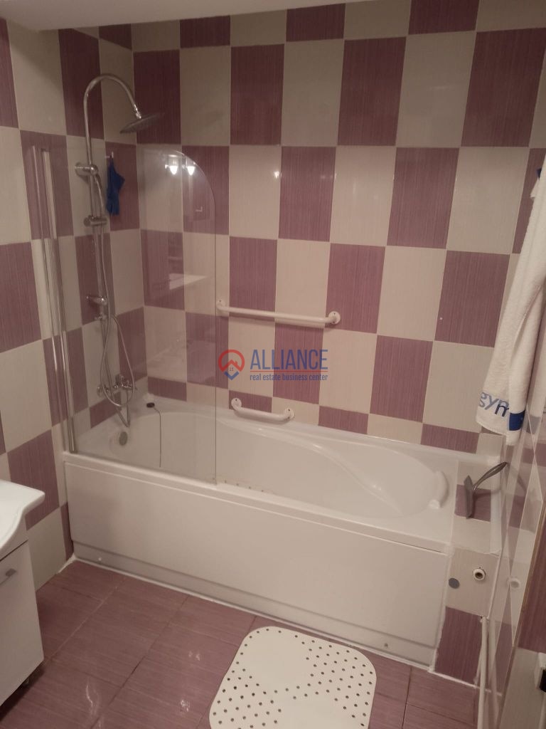 Închiriez apartament 2 cam Energia - foto 6