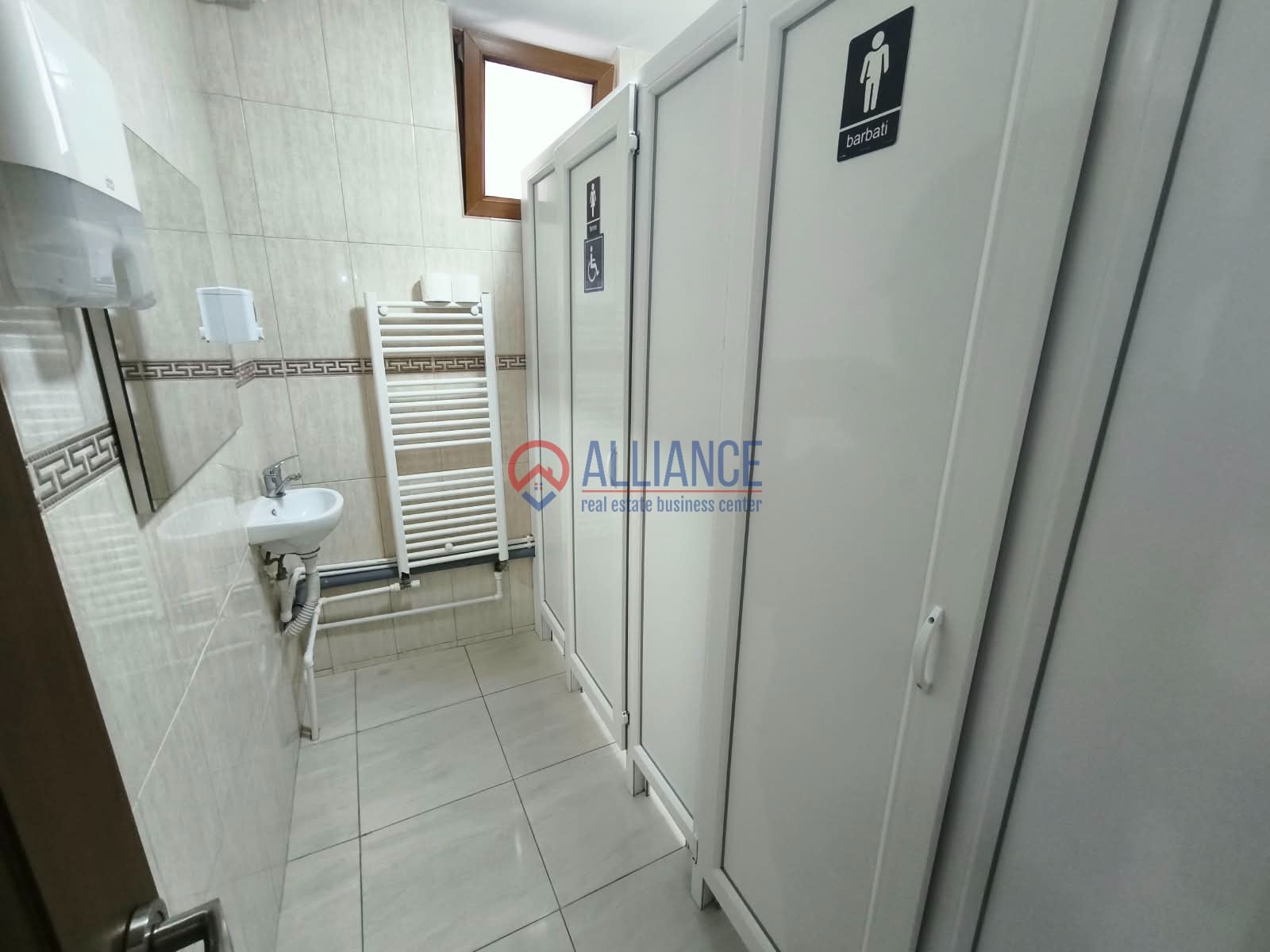 CENTRU - Casa casatoriilor, parter de vila pentru birouri! - foto 4