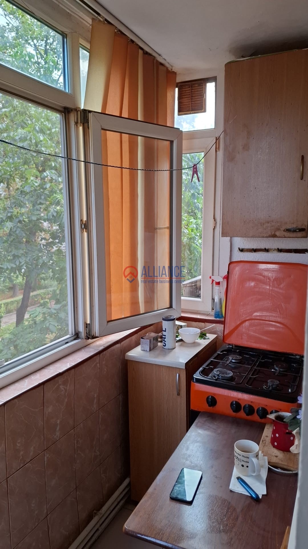 Apartament 2 camere în Tomis II, etaj 2, balcon și centrală proprie - foto 4