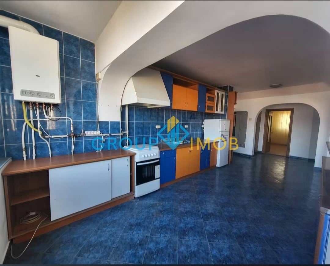 Apartament 3 camere 9 Mai (Piata Centrală)iața