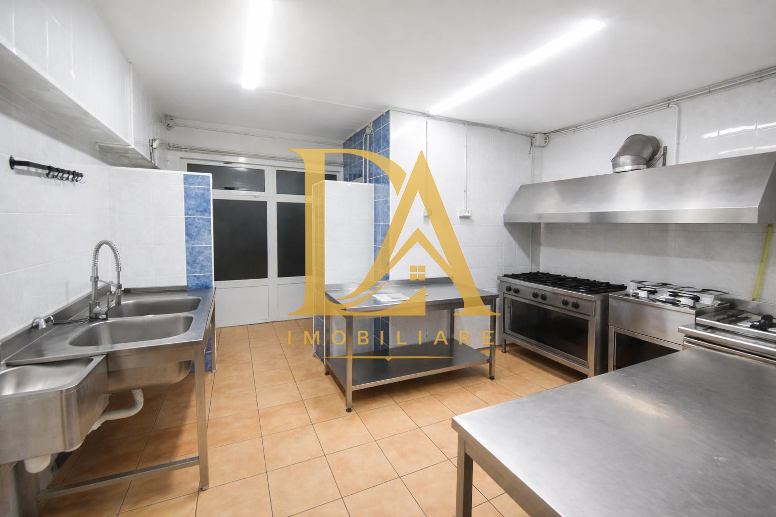 Spatiu comercial de inchiriat in zona Bucurestii Noi - foto 9