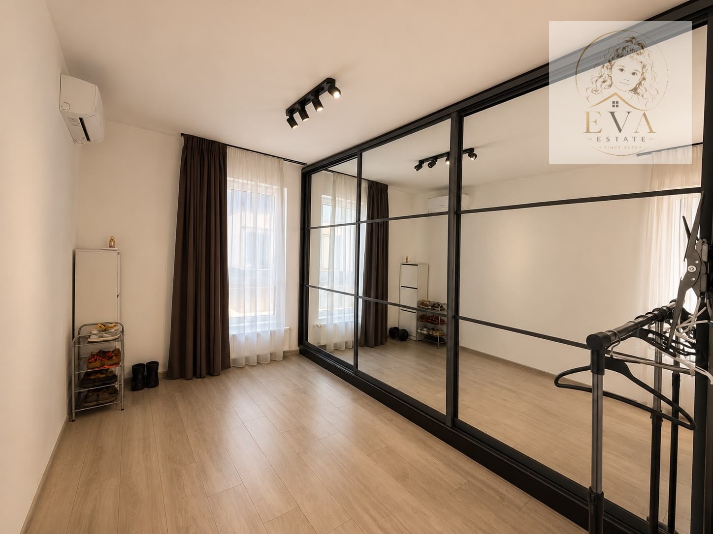 Vila de vanzare - Str.Rarau - Com.Berceni intrare - foto 13