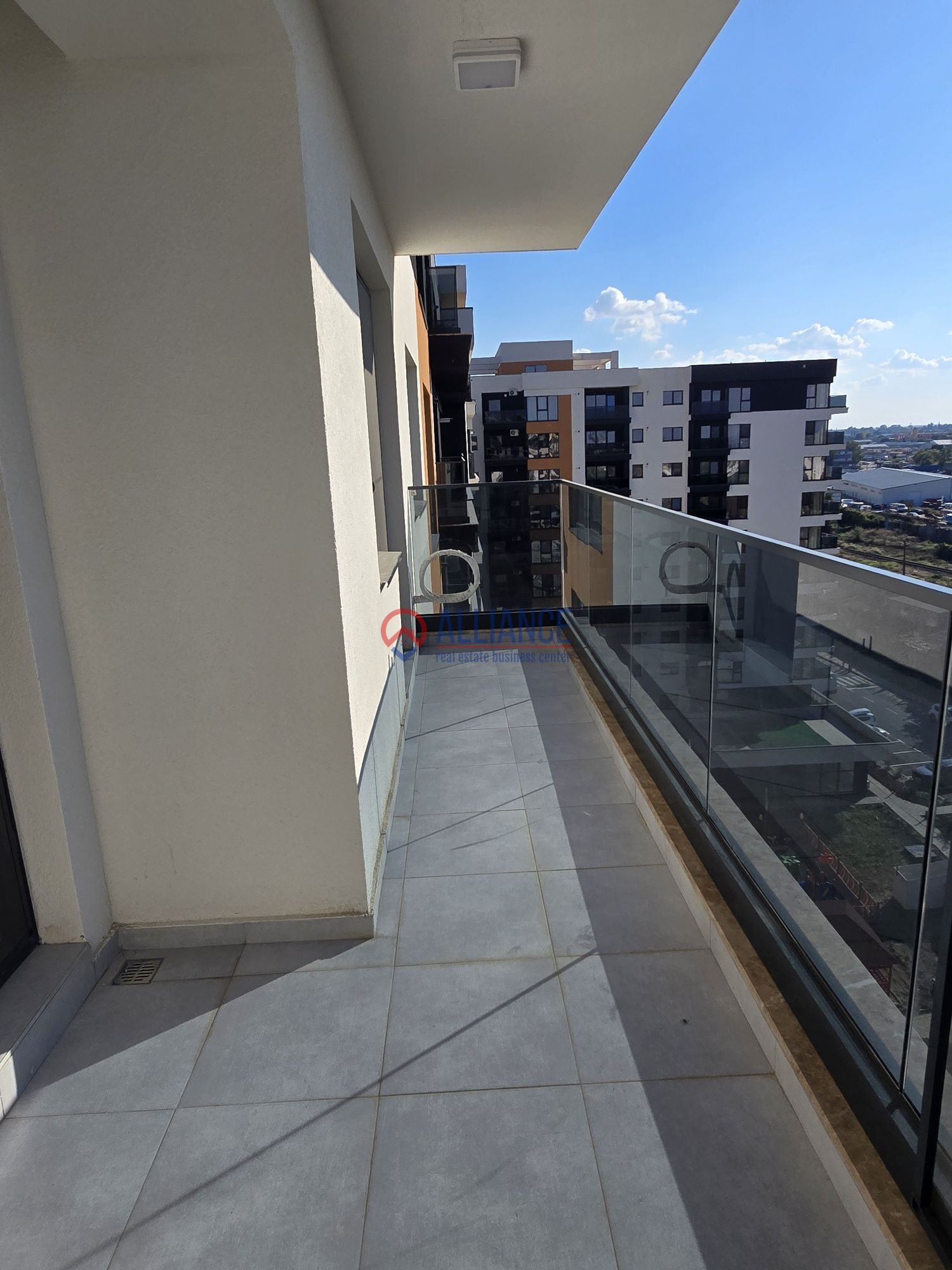 Apartament nou 3 camere de închiriat| Energia| Loc parcare - foto 8