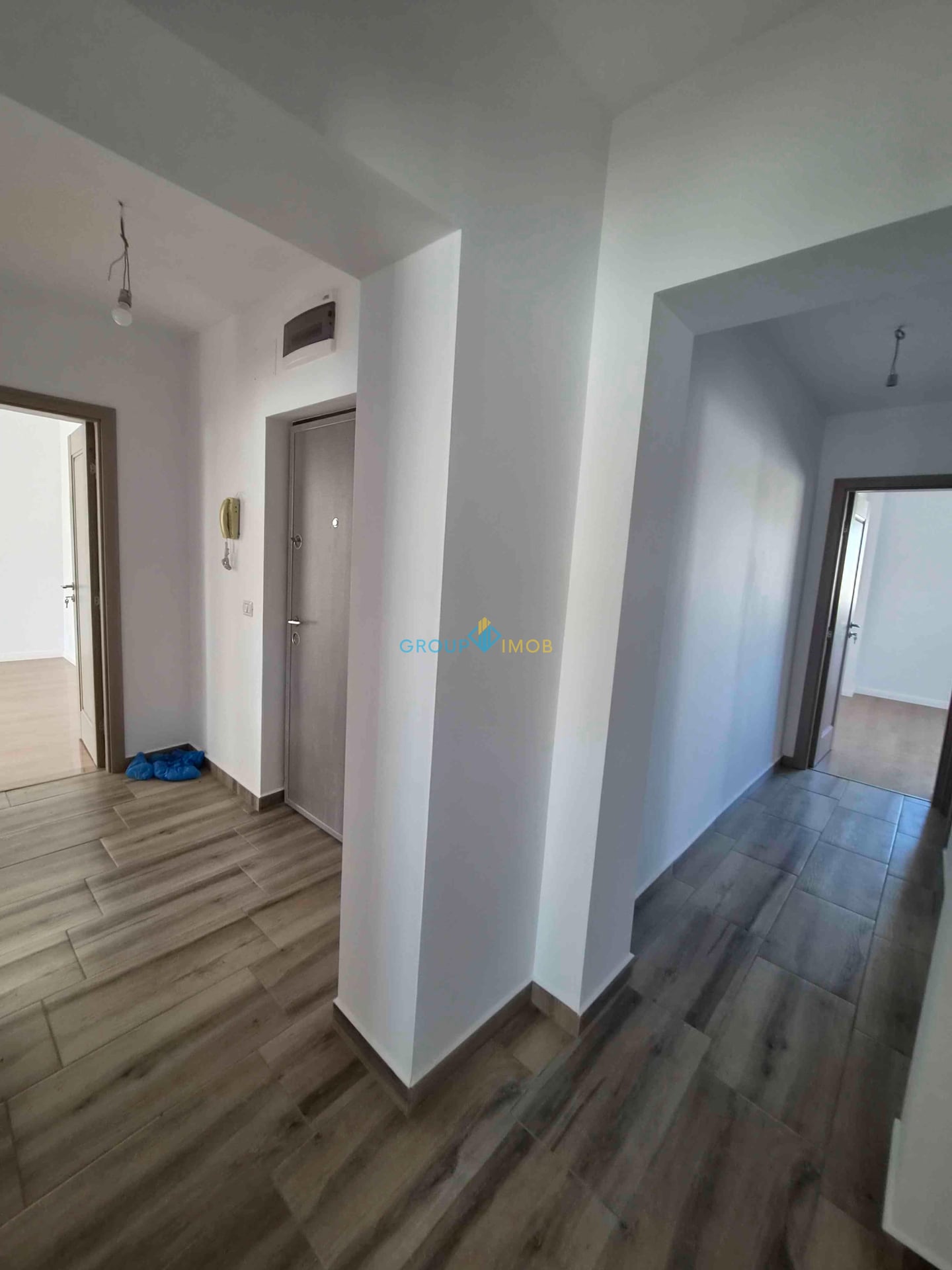 Apartament 3 camere decomandate, renovat complet str. Mioriței
