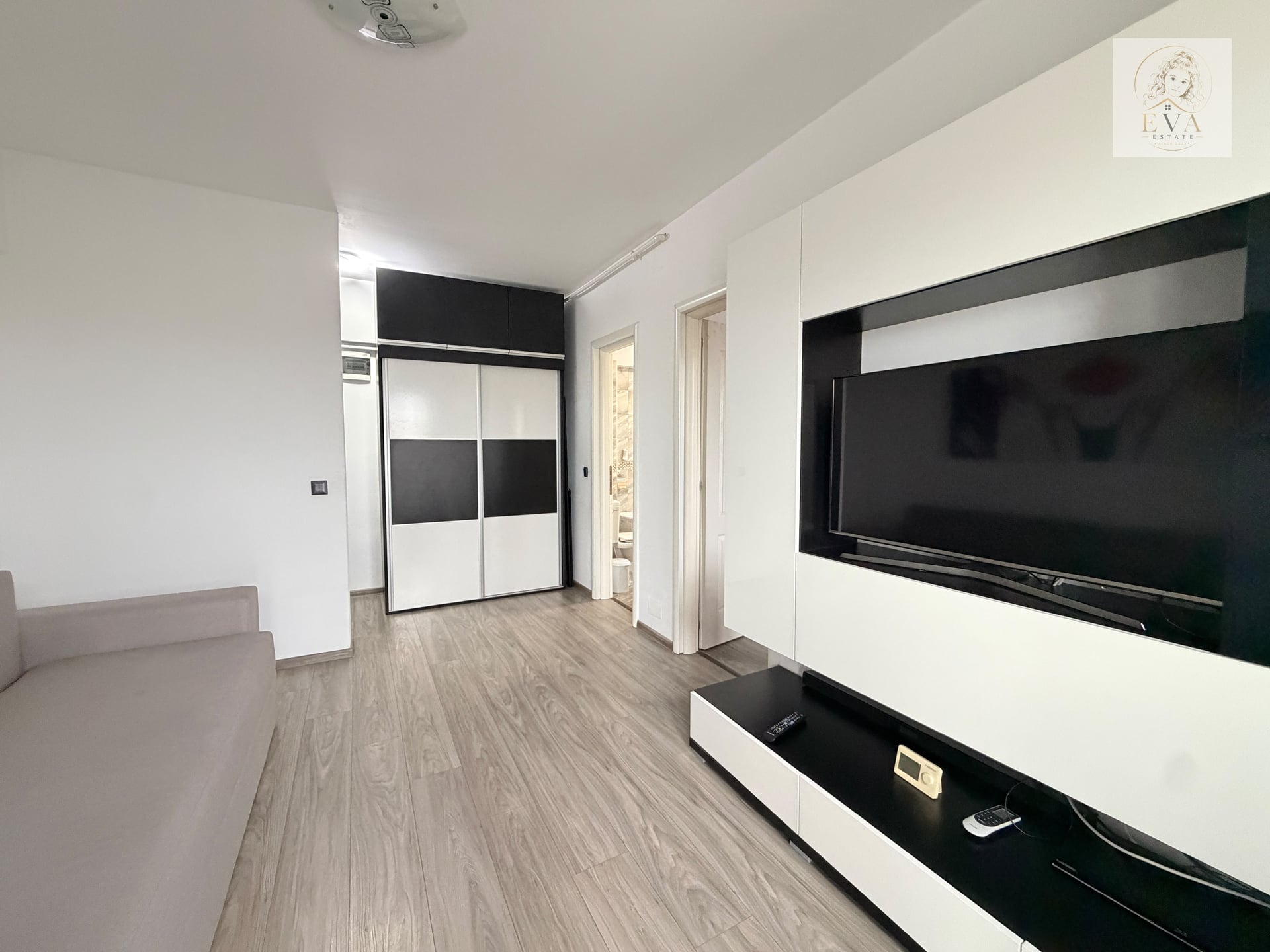 GARSONIERĂ DE ÎNCHIRIAT – BD. METALURGIEI 7-11 - foto 5