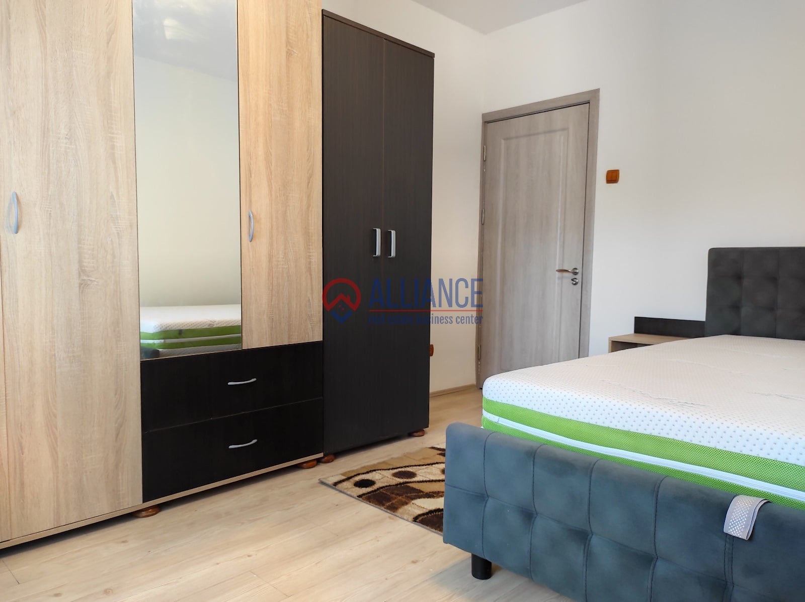 Închiriez ap 2 cam zona gării! - foto 4