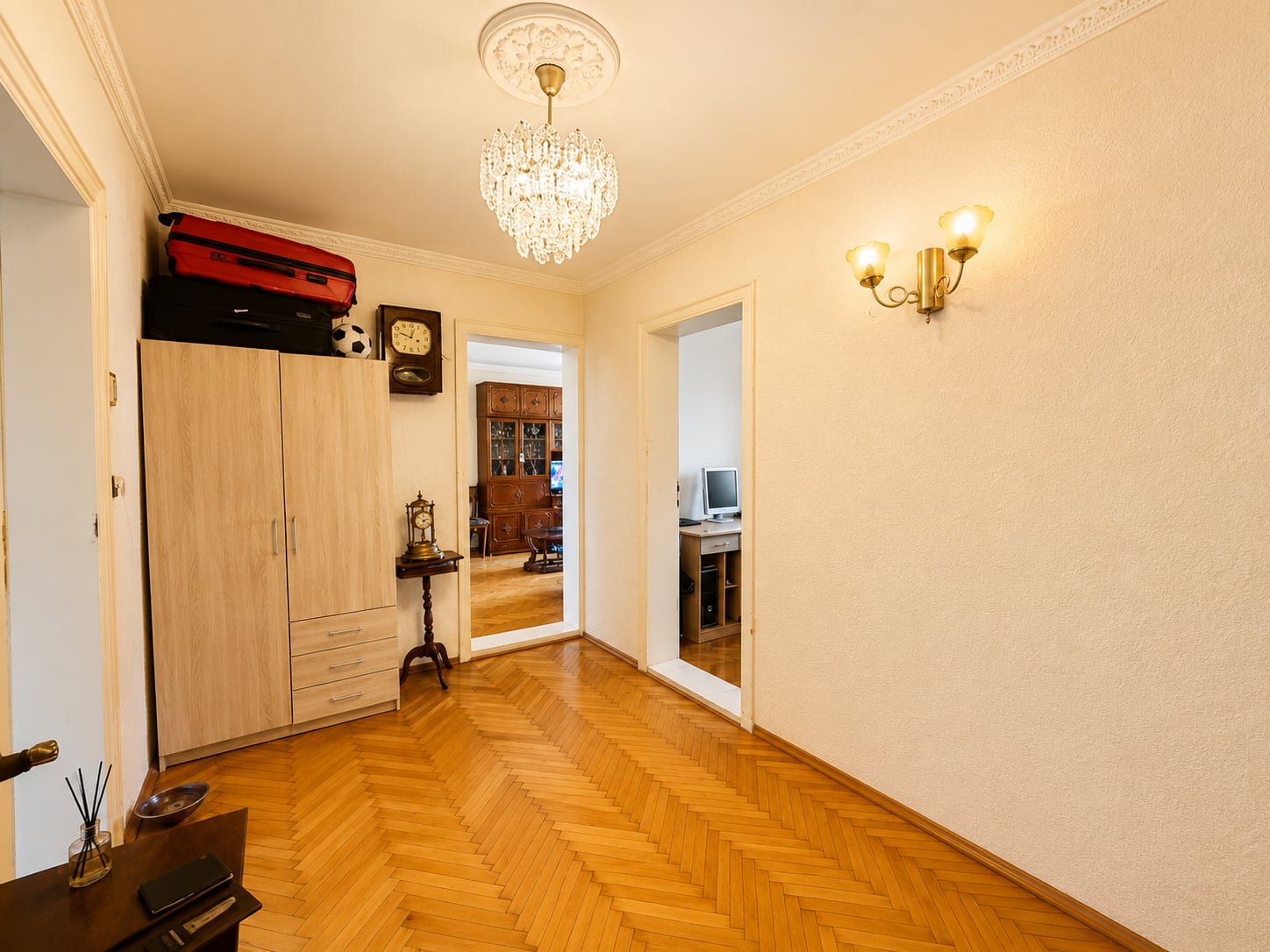 Vilă 7 camere de vânzare în Zamca – 385 mp utili, D+P+1+M - foto 7