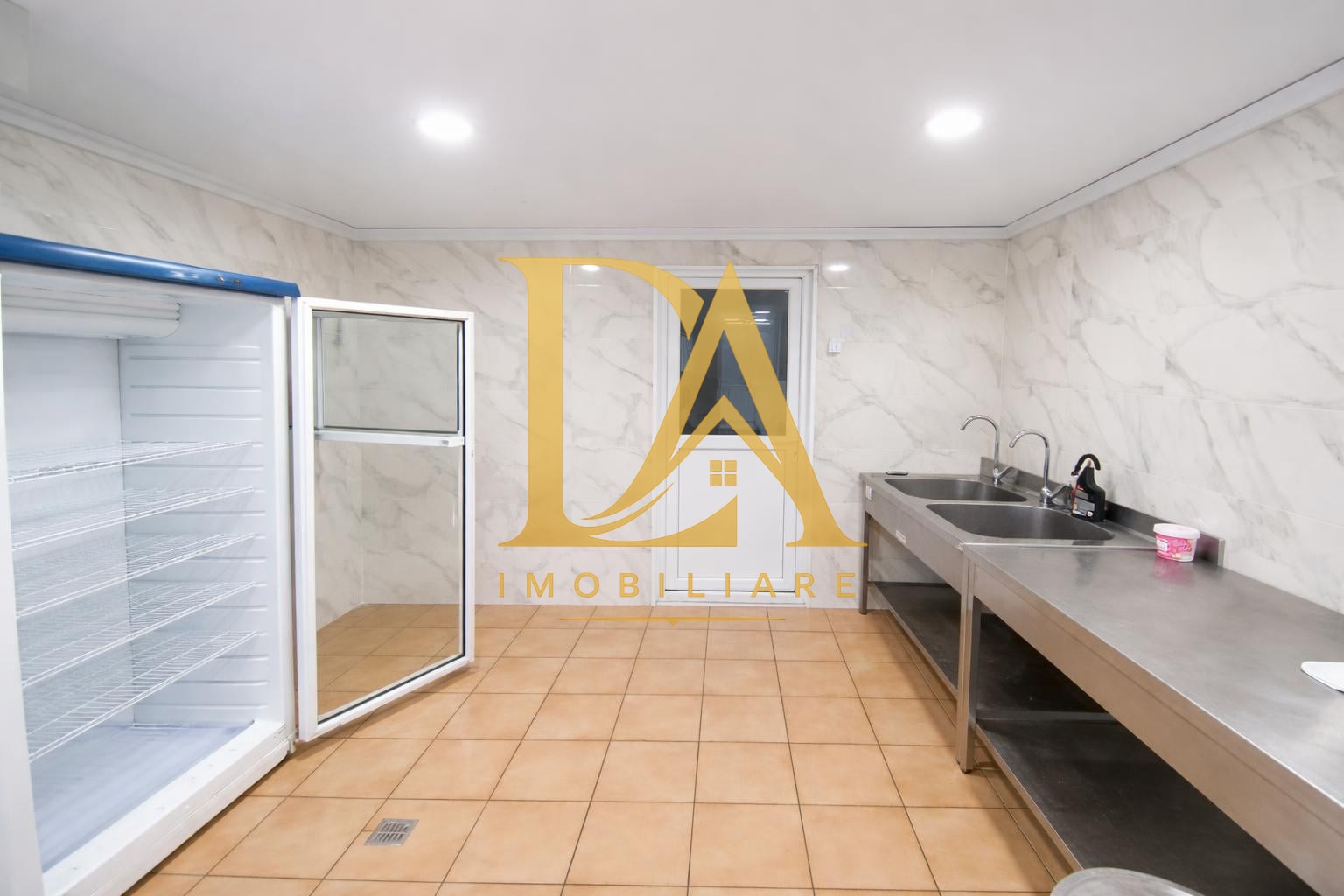 Spatiu comercial de inchiriat in zona Bucurestii Noi - foto 5