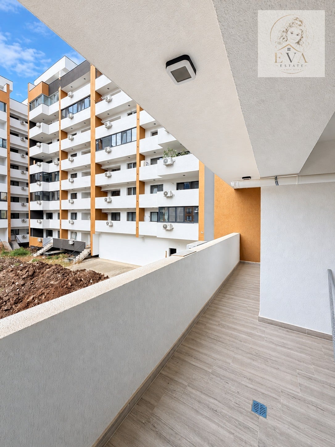 Apartament 2 camere de vânzare în 81 Residence - foto 8