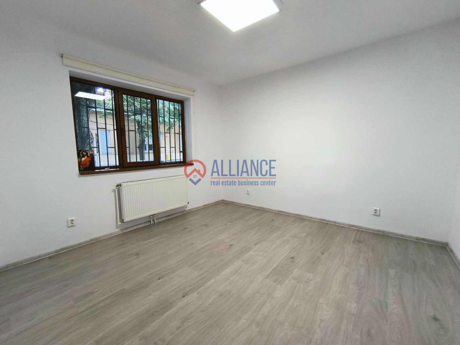CENTRU - Casa casatoriilor, parter de vila pentru birouri! - foto 5