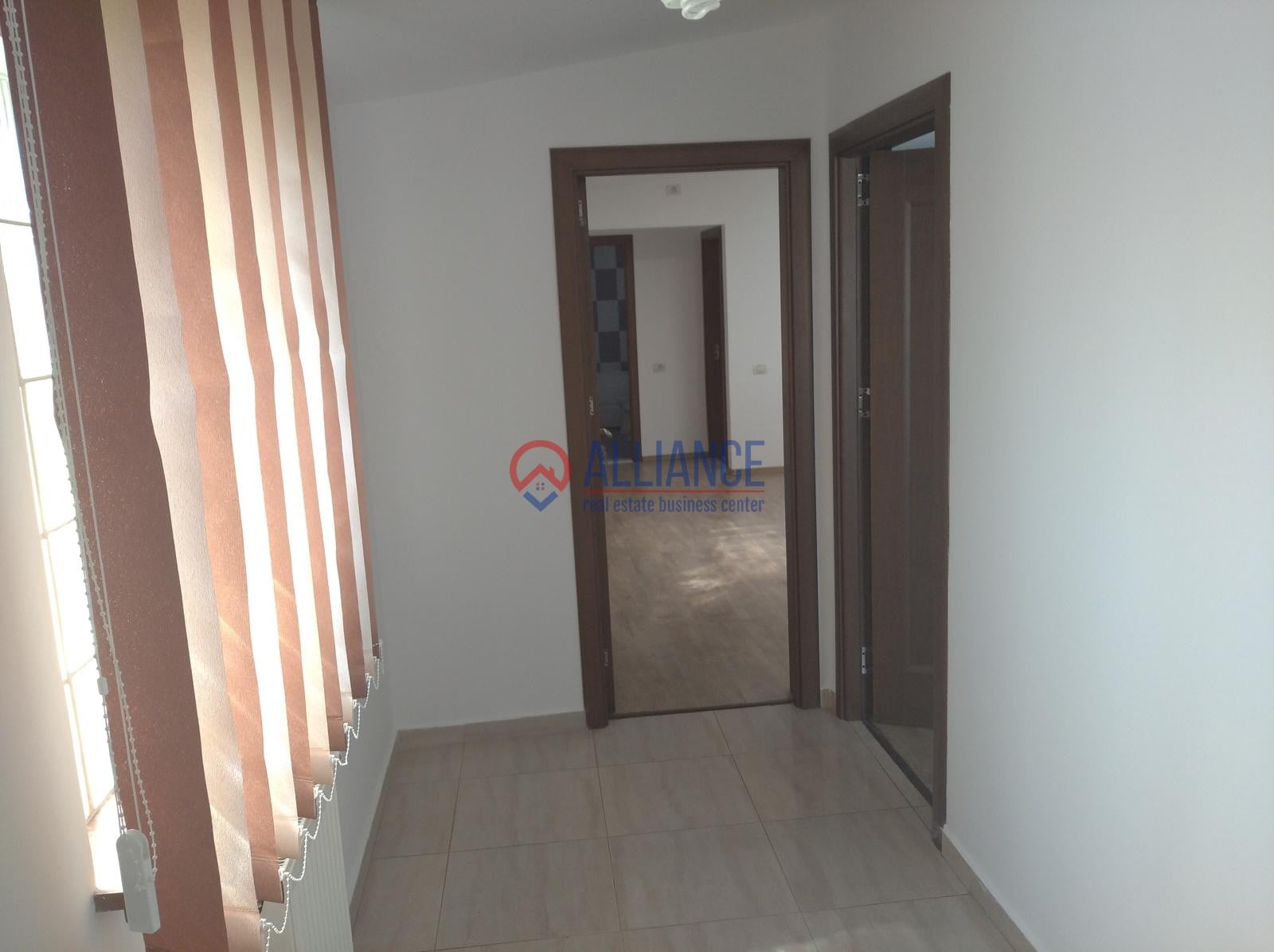 Birou 3 camere, Coiciu, 53.8 mp, renovat 2023 - foto 7