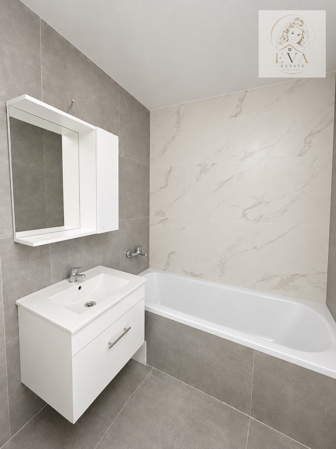 Apartament 2 camere de vânzare în 81 Residence - foto 4