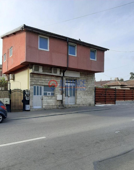 GARA (Cod 01) P+M,  cu dubla intrare stradala!
