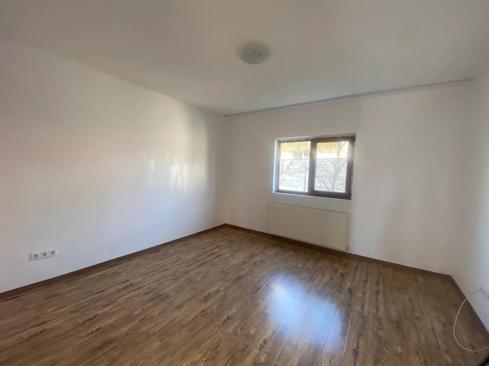 VALU LUI TRAIAN(COD 07) -Casa P+M 5 camere cu teren de 300 mp - foto 11