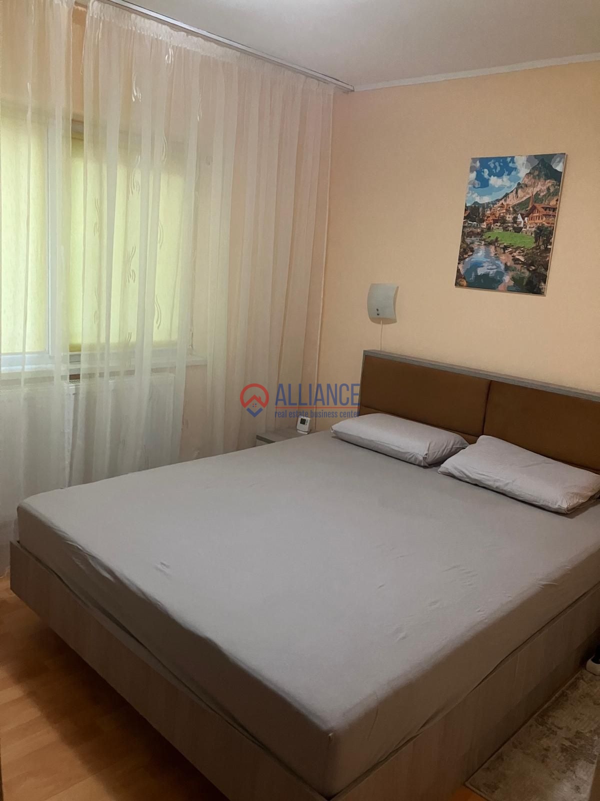 Inchiriez  apartament 3 camere/ Inel 2 - foto 6