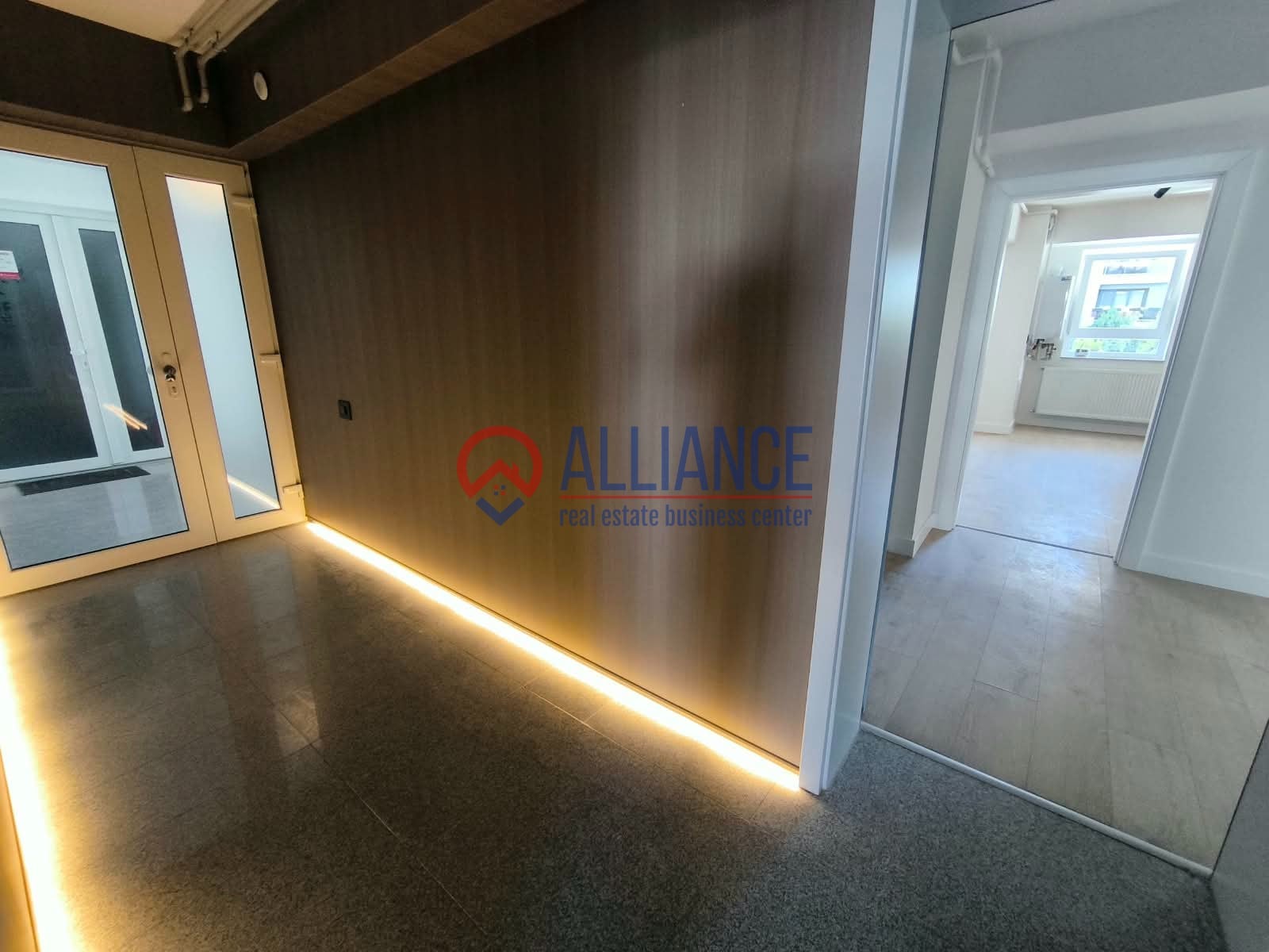 TOMIS PLUS Birou 3 camere, parter, 70 mp, 2 locuri parcare (copie) - foto 8