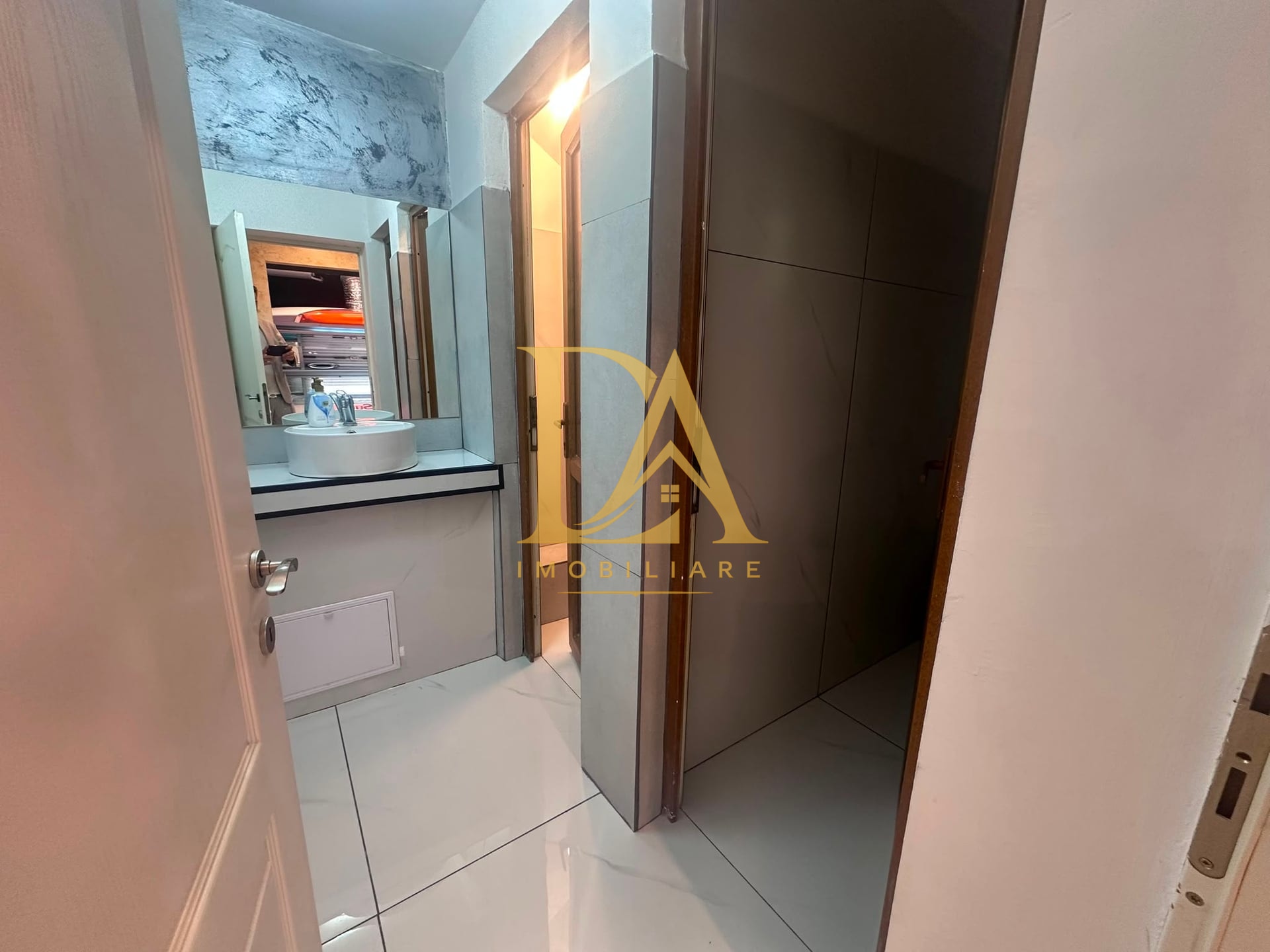 SPAȚIU COMERCIAL 90 MP | DEMISOL | ULTRA-FINISAT - foto 4