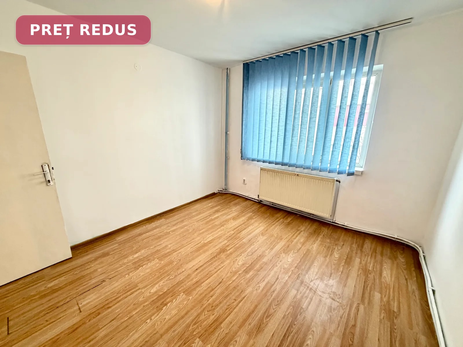 3 camere, et 3, 57 mp Miron Costin
