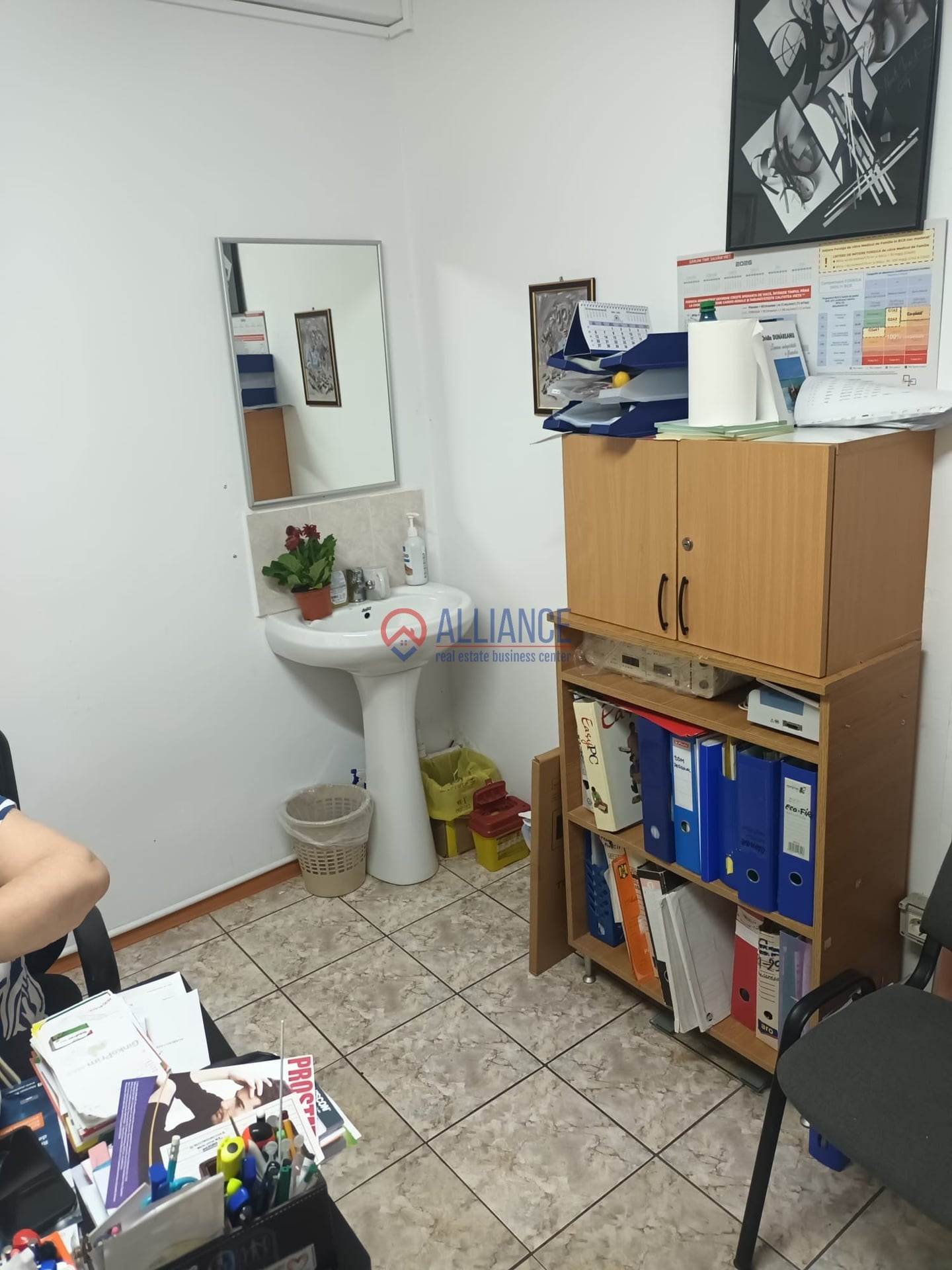 Apartament 2 camere, Central - foto 4