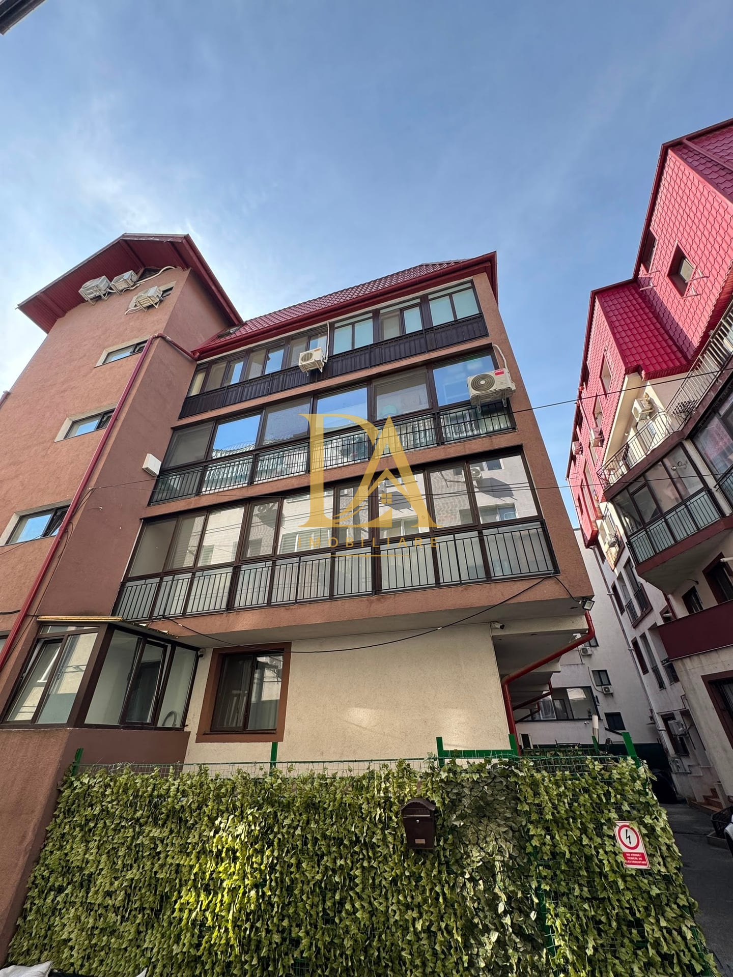 Apartament 2 camere (compartimentare tip 3 camere) Bloc 2012 Etaj 1 - foto 9