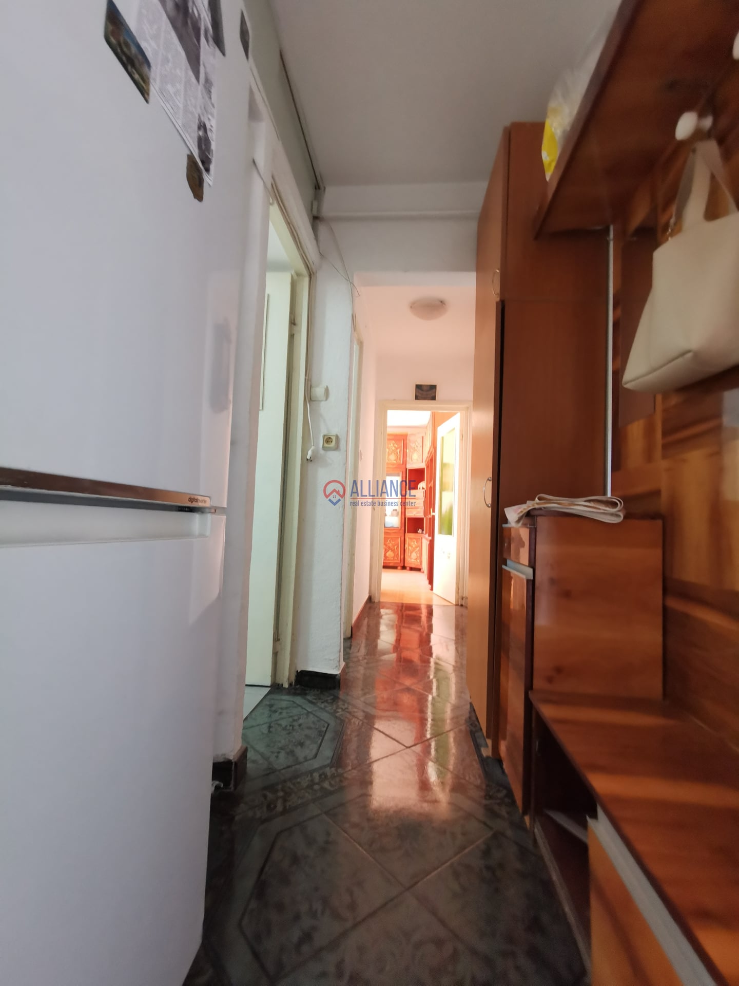 Tomis Nord Cireșica apartament 3 camere +boxa 11,9 mp, mobilat - foto 7