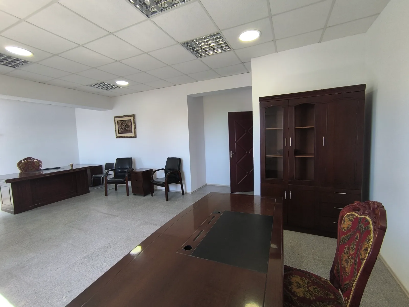 CENTRU TOMIS MALL - Birouri mobilate si cu cheltuieli incluse ! - foto 12