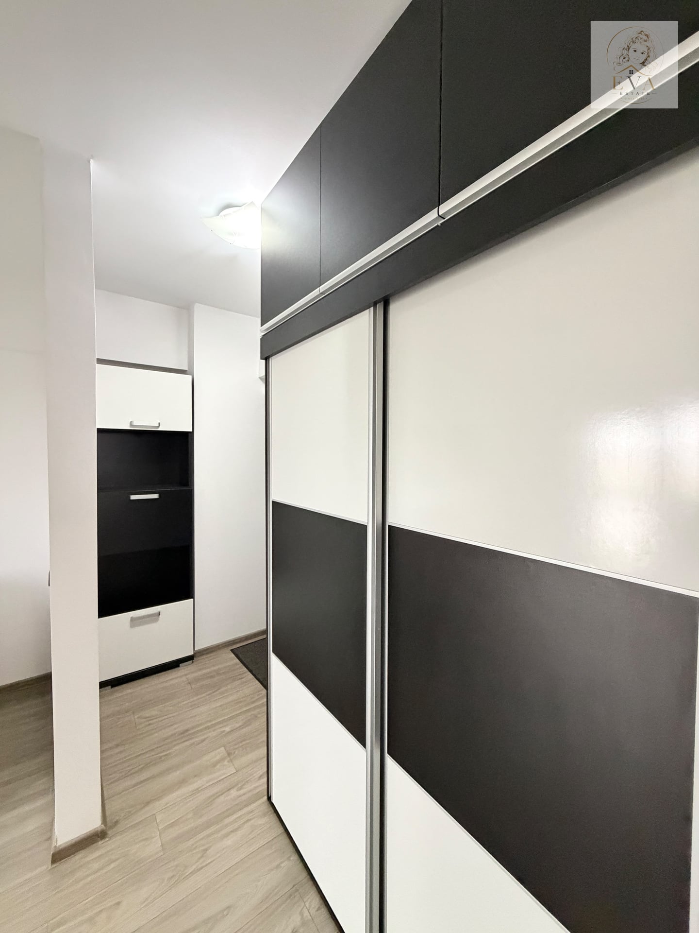 GARSONIERĂ DE ÎNCHIRIAT – BD. METALURGIEI 7-11 - foto 6