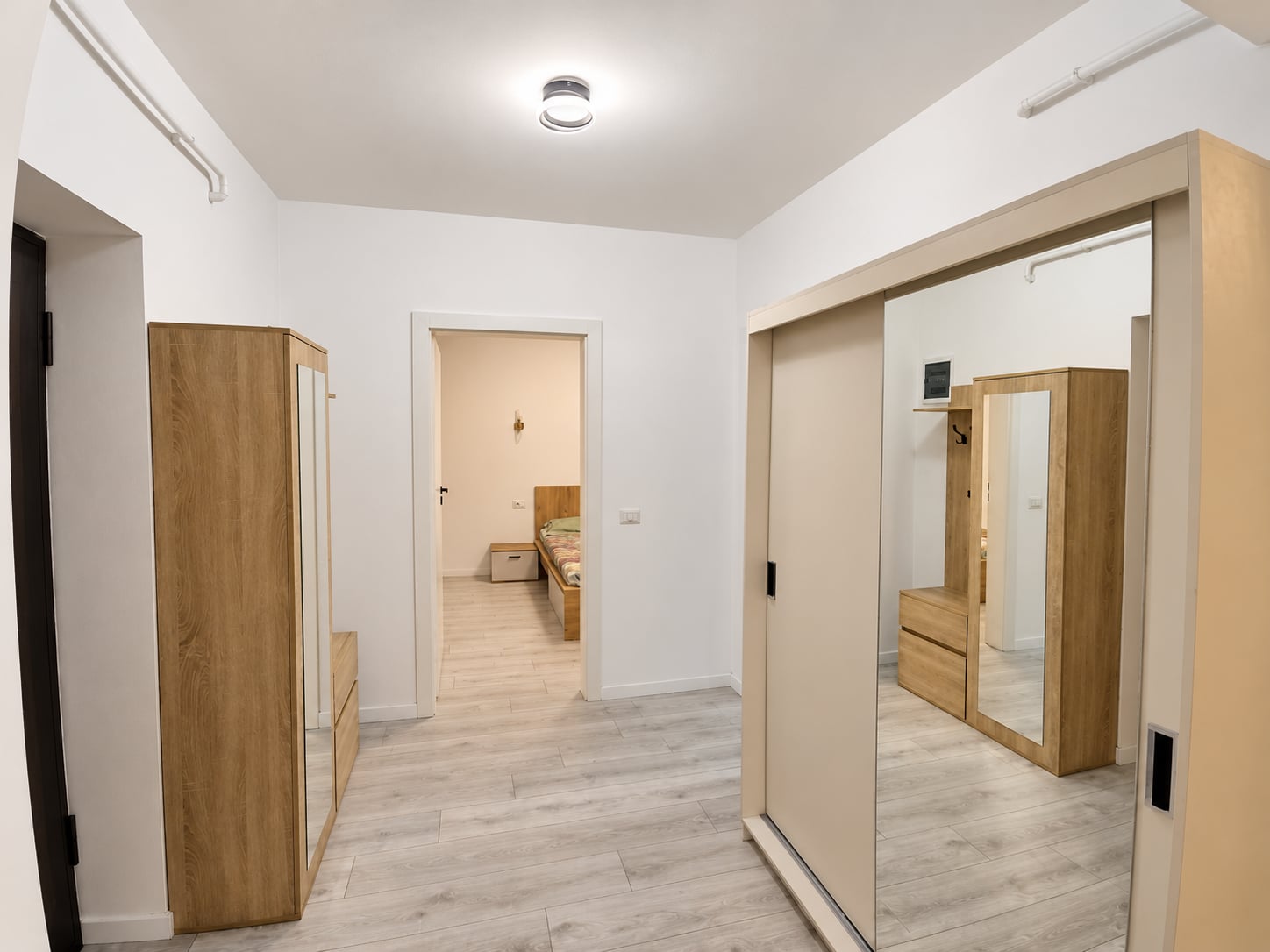 De închiriat apartament cu 2 camere, decomandat, complex Alexanderman, Suceava - foto 8