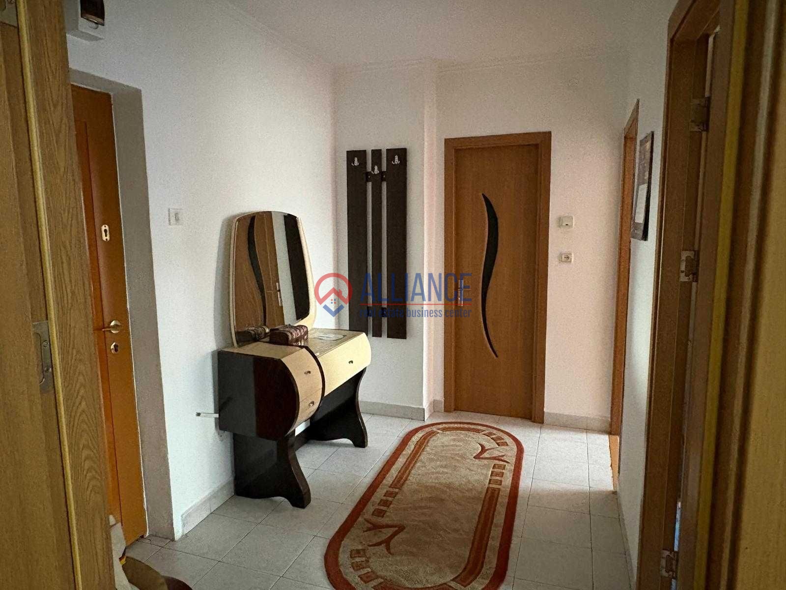 Inchiriere apartament 2 camere, zona Dacia - foto 4