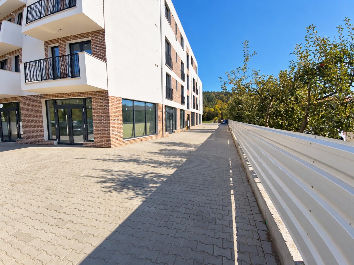 Spațiu comercial și birouri de închiriat – Strada Humorului, Suceava - foto 4