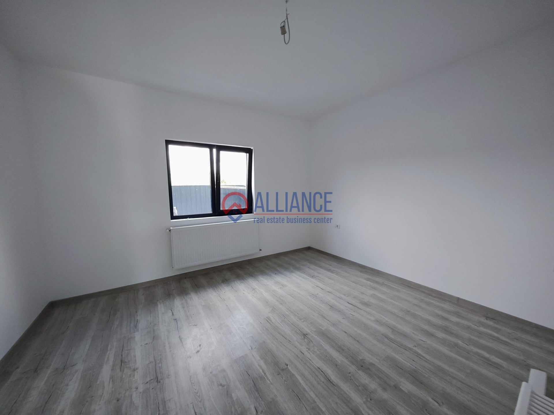 Valu lui Traian - Casă 3 camere teren 411 mp - foto 6