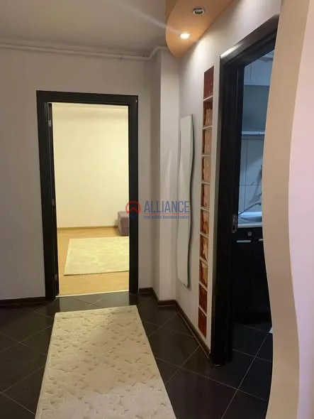Inchiriez pe termen lung apartament 2 camere , bucatarie, baie si balcon, zona Tomis Nord - Rovere - foto 5