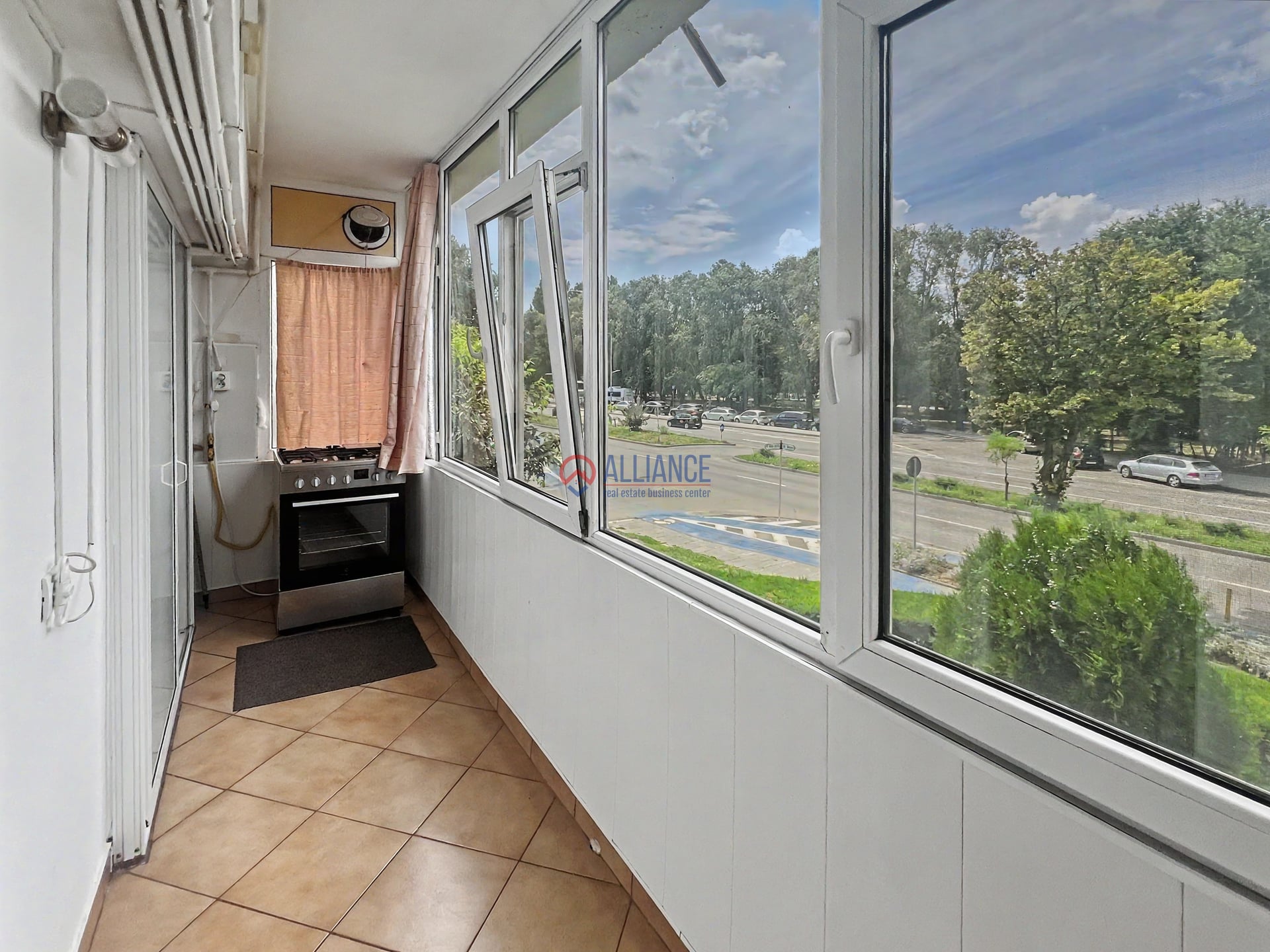 Delfinariu  - | 3 camere decomandate, vedere la parc | - foto 19