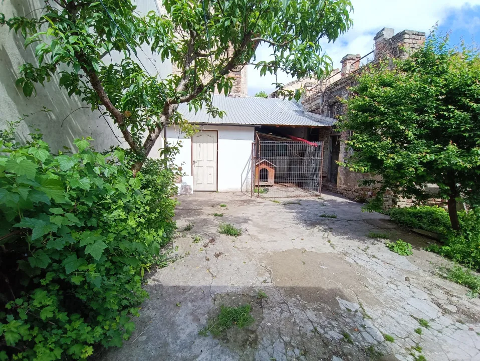 CENTRU SALA SPORTURILOR(COD03)- Casa interbelica si curte generoasa ! - foto 65