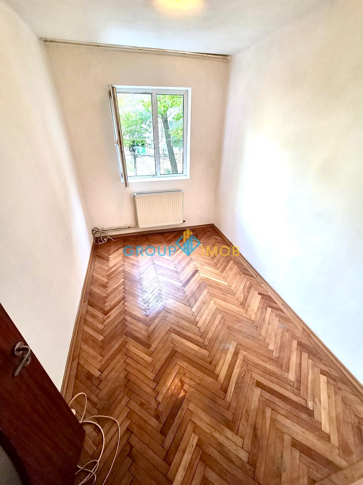 Apartament 3 camere de vânzare – Strada Stadionului, Bacău – Etaj 1 – 53.000 € - foto 6