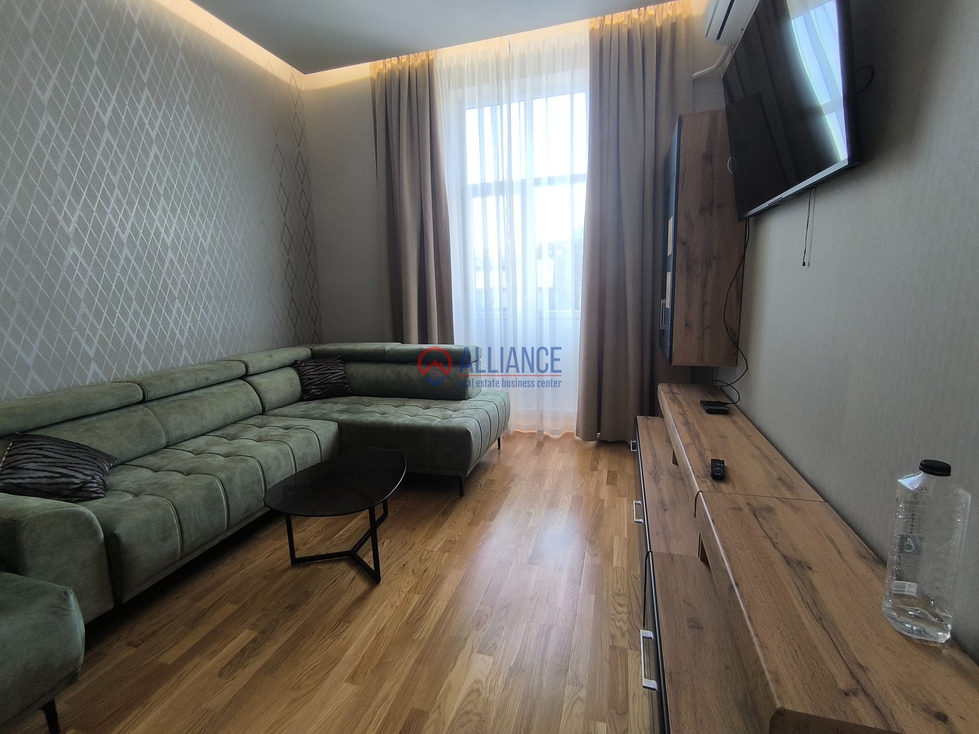 CENTRU HOTEL GRAND- Cladire de birouri emblematica ! - foto 42