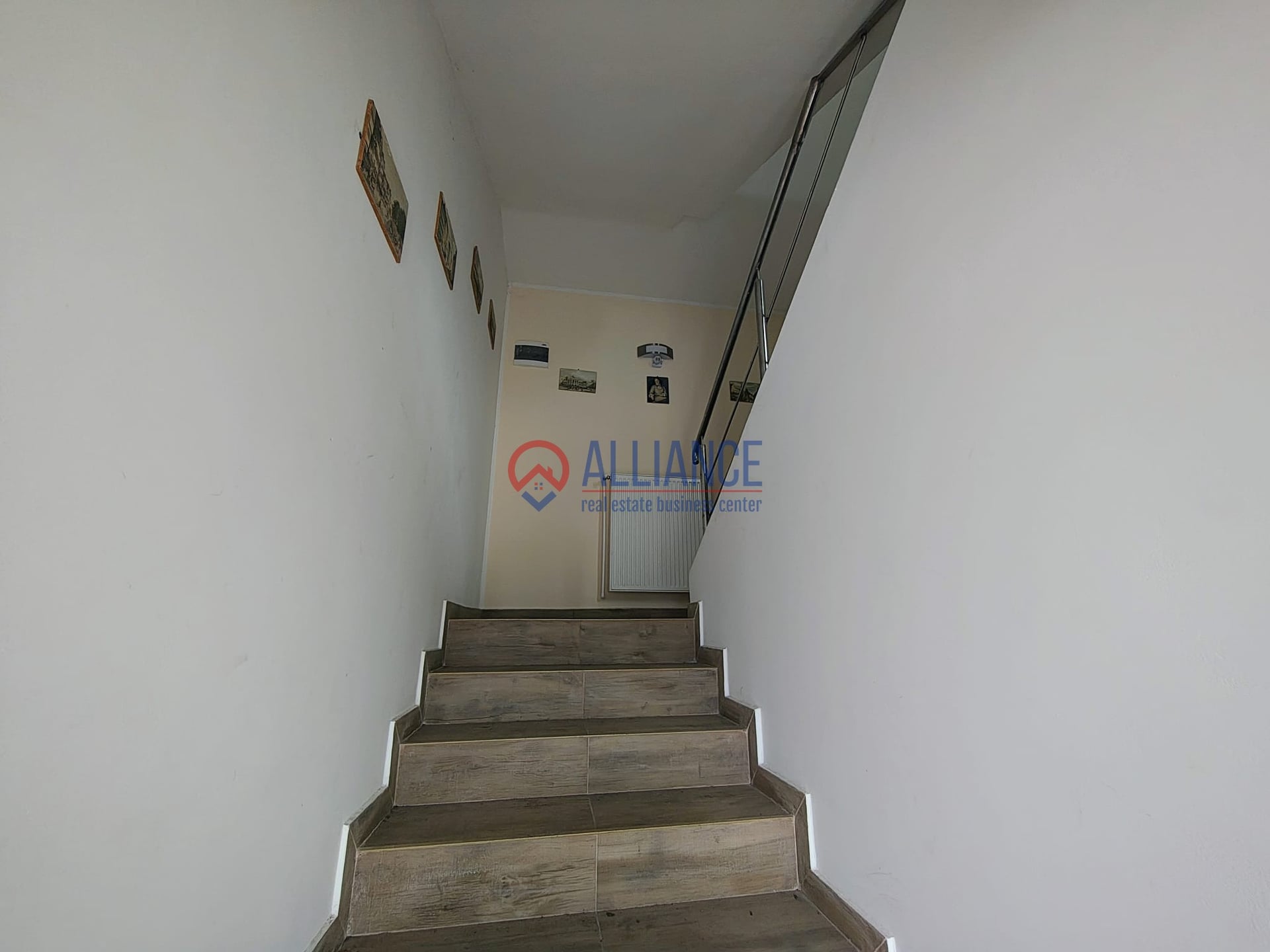 De inchiriat -Palas Constanta - service auto, spatiu depozitare, birouri - foto 13