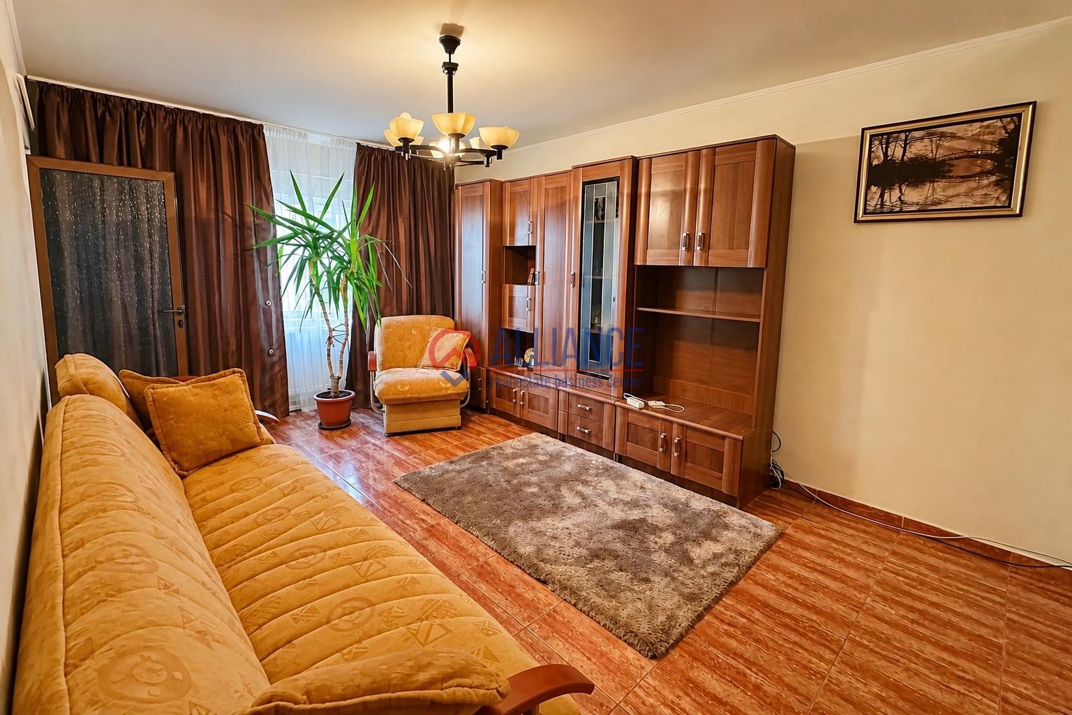 Apartament de vânzare, 3 cam, zona casa de cultură, 75mp - Imagine principala