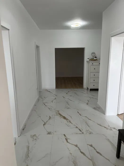 Casa Pe Malul Lacului Siutghiol - Interior Complet Renovat !