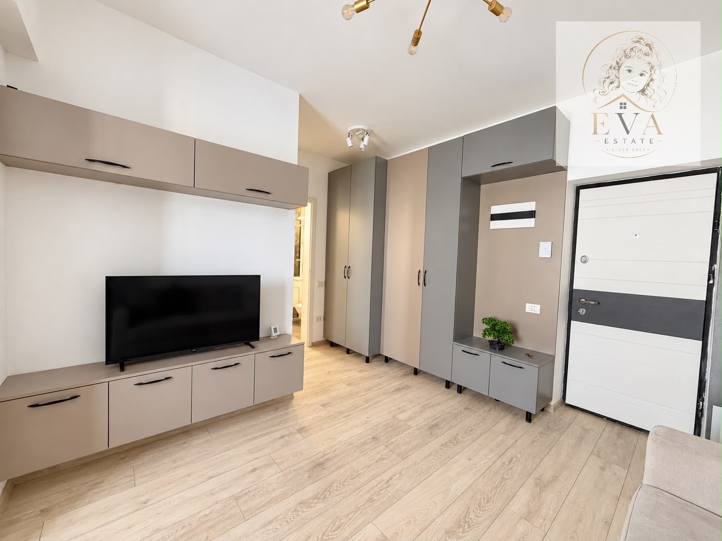 APARTAMENT PREMIUM – PRIMA ÎNCHIRIERE DUPĂ RENOVARE - foto 2