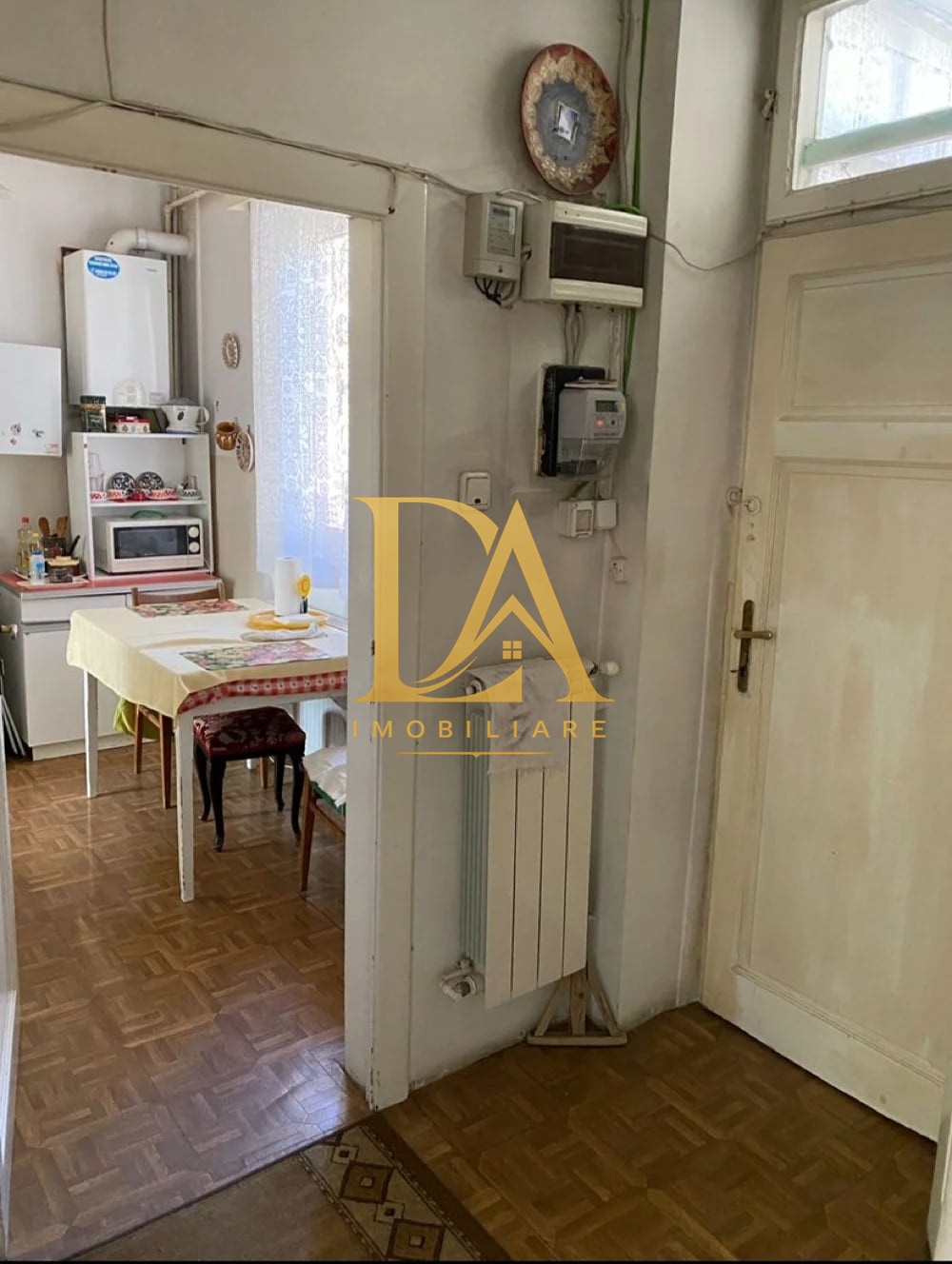 Apartament cu 3 camere Gara de Nord (FARA RISC) de vanzare