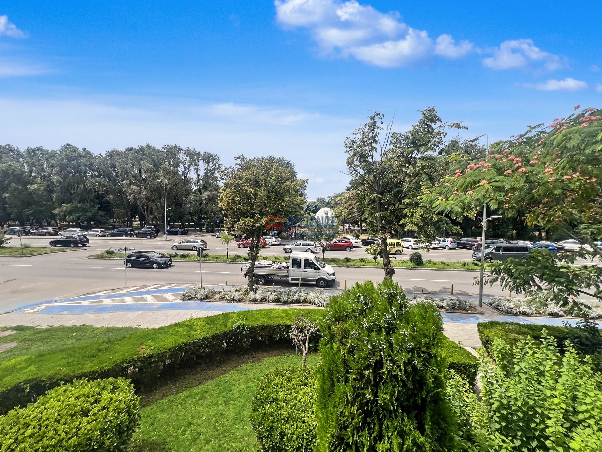 Delfinariu  - | 3 camere decomandate, vedere la parc | - foto 7