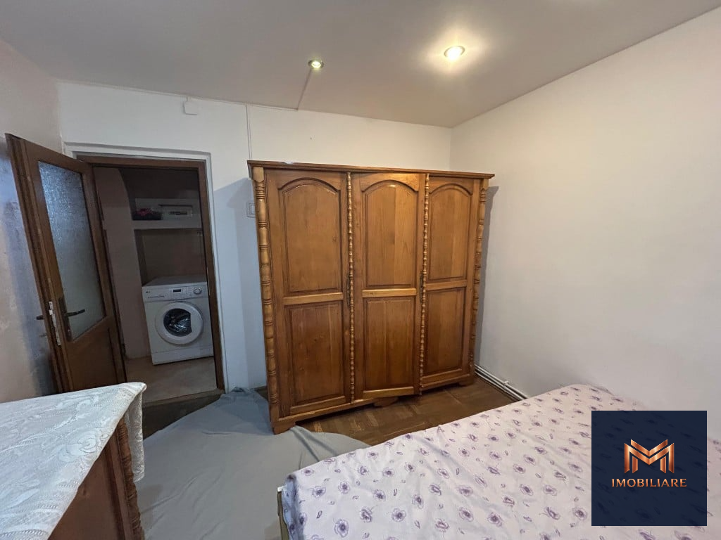 Apartament 2 camere, Botoșani, etaj 4, mansardă cu scara inetrioara, zona Pacea
