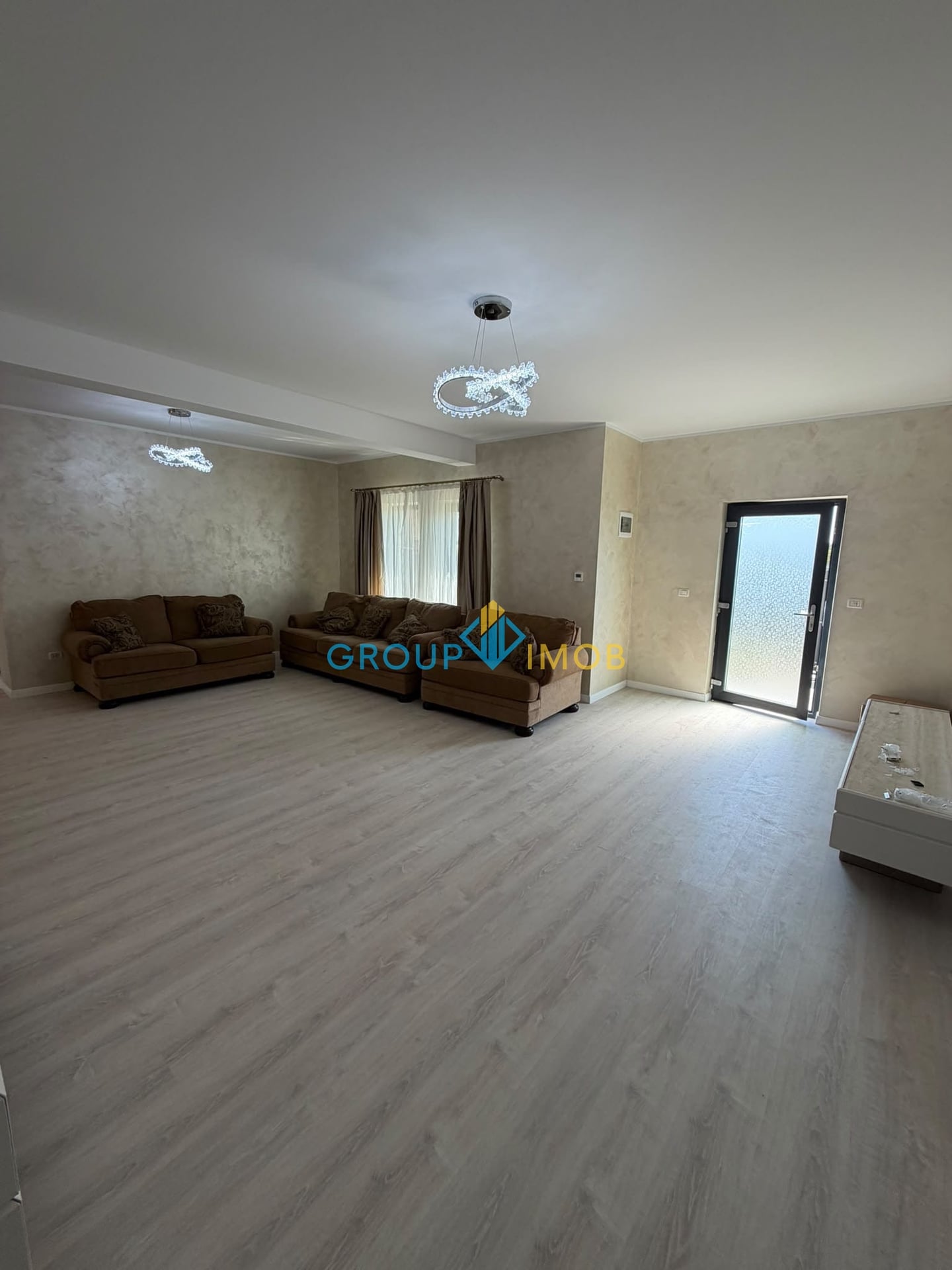 Casă nouă de vânzare utilata si mobilata Premium– Mărgineni, Bacău - foto 9