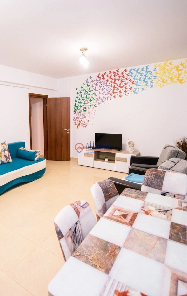 APARTAMENT cu 2 CAMERE Si CURTE PRIVATA - foto 5