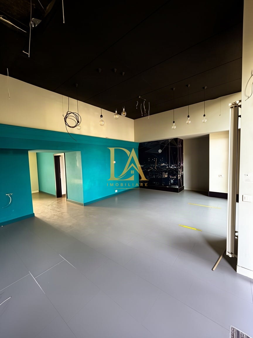 Spațiu comercial stradal de închiriat – Bulevardul Libertății - foto 10
